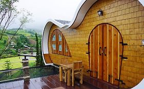Kiri Pura Resort